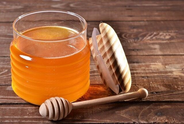 Η θεραπεία των κιρσών στα πόδια με μέλι μπορεί να λύσει δερματικά προβλήματα